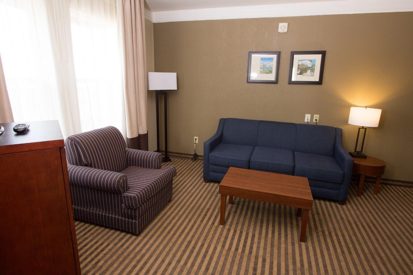 Comfort Suites Visalia - Convention Center מראה חיצוני תמונה